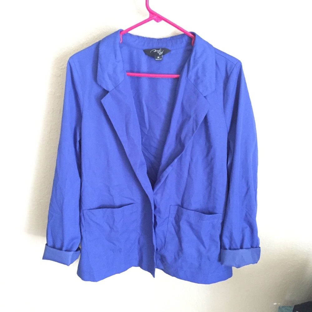 Women’s blue blazer